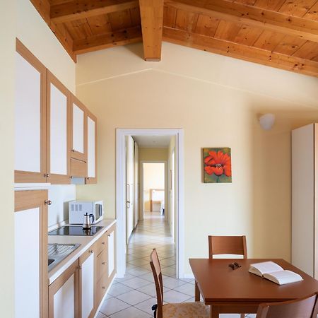Le Terrazze Sul Lago Hotel & Residence ปาเดงเก ซุล การ์ดา ภายนอก รูปภาพ