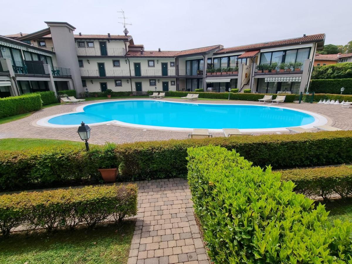 Le Terrazze Sul Lago Hotel & Residence ปาเดงเก ซุล การ์ดา ภายนอก รูปภาพ